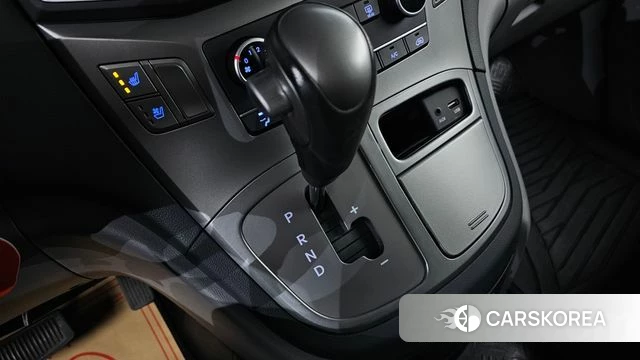 Hyundai The New Grand Starex id 3898436 из Кореи 19