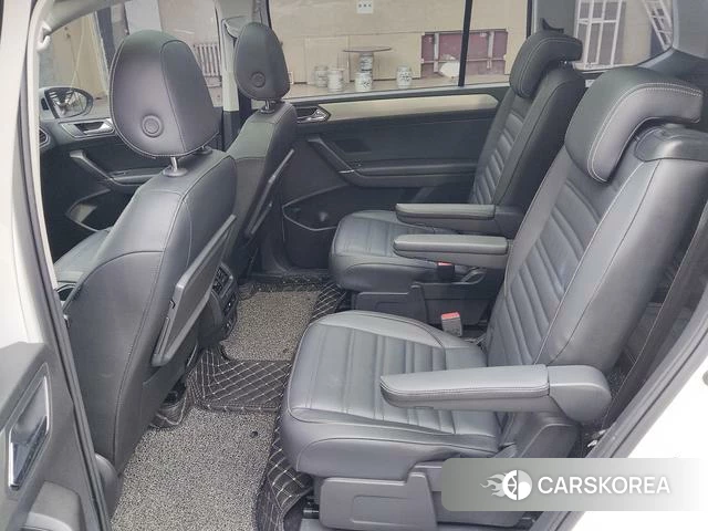 Volkswagen Touran L id 4256357 из Китая 18