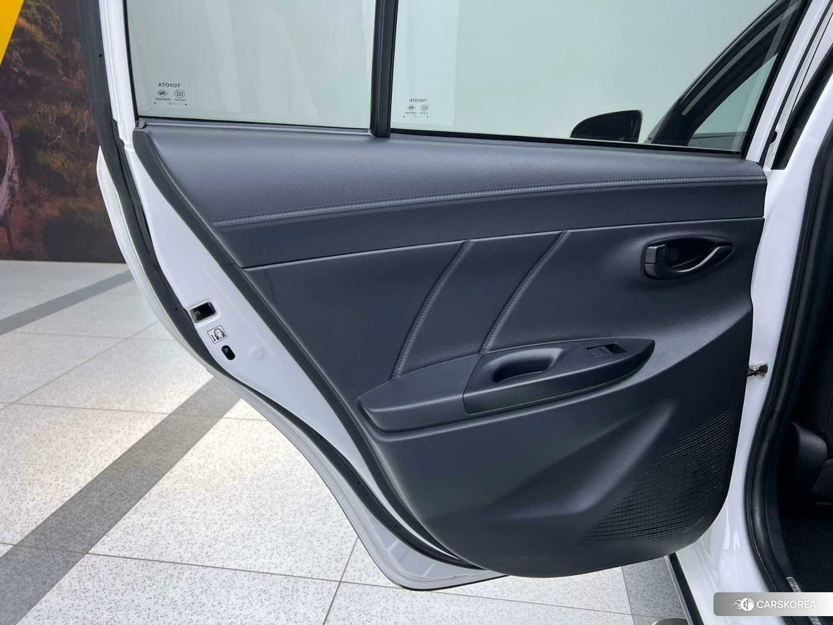 Toyota Yaris L id 4479574 из Китая 17