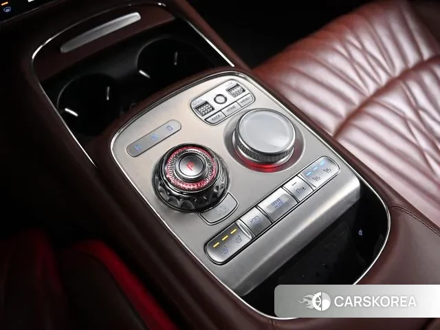 Genesis G90 (RS4) id 3478494 из Кореи 19