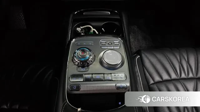 Genesis G90 (RS4) id 3492864 из Кореи 19