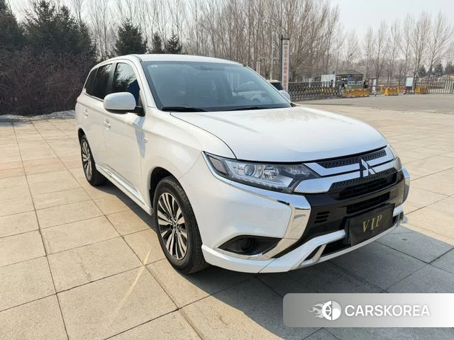 Mitsubishi  Outlander id 3907900 из Китая 15
