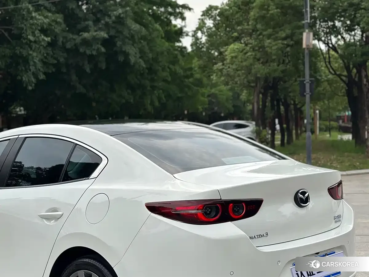 Mazda 3 id 4578254 из Китая 13