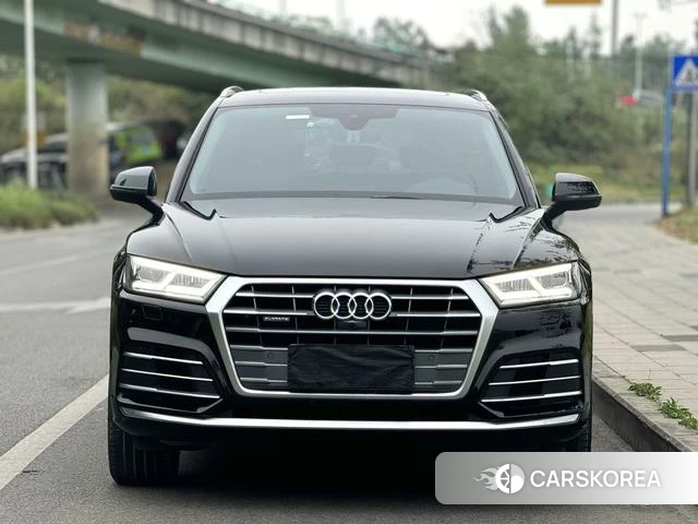 Audi Q5L id 4321084 из Китая 9