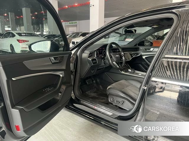Audi A6L id 4255841 из Китая 11