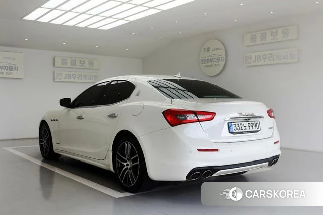 Maserati Ghibli id 4890381 из Кореи 19