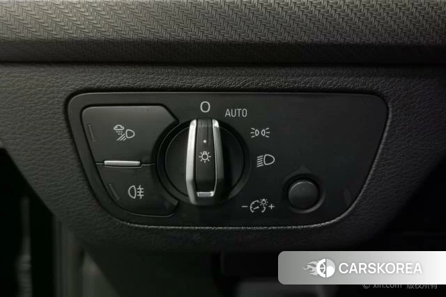 Audi Q5L id 4334883 из Китая 23