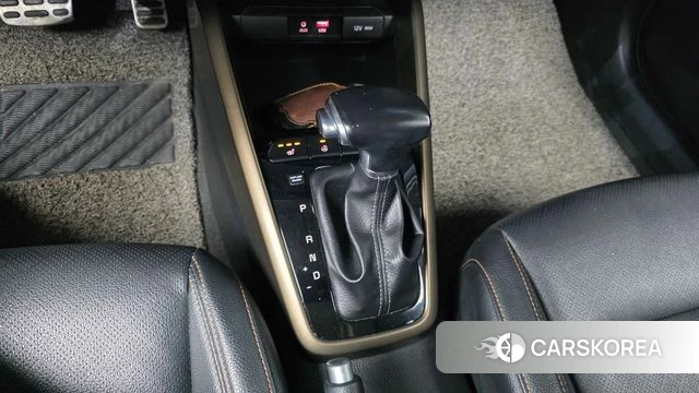 Kia Stonic id 4781230 из Кореи 19