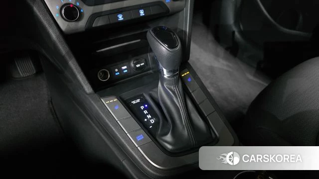 Hyundai Avante AD id 4305070 из Кореи 19