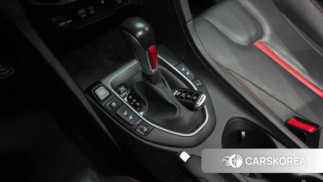Hyundai Veloster (JS) id 4642830 из Кореи 32