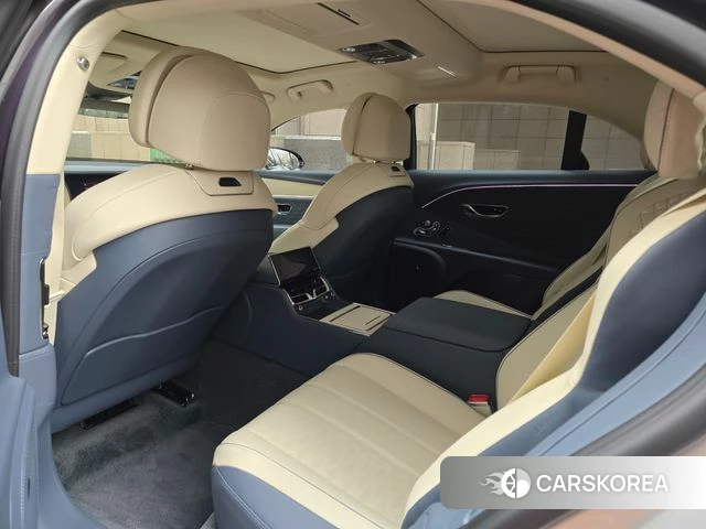 Bentley Flying Spur 4th Generation id 3810753 из Кореи 19