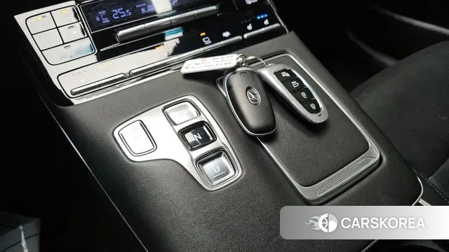 Hyundai The New Grandeur IG id 3433487 из Кореи 19