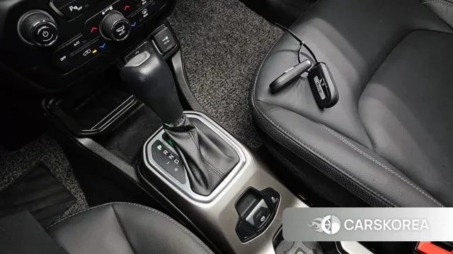 Jeep Renegade id 3165092 из Кореи 19
