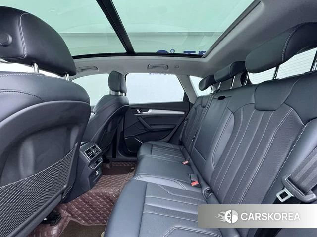 Audi Q5L id 4259568 из Китая 18
