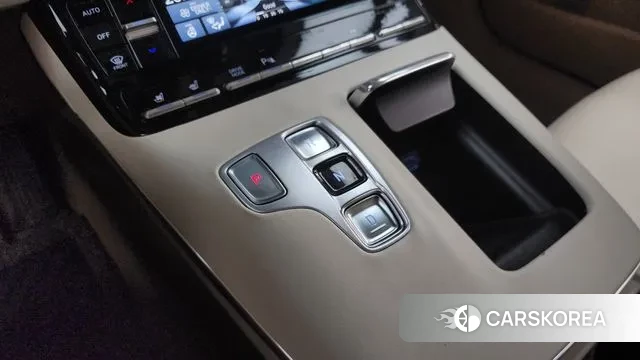 Hyundai The New Grandeur IG Hybrid id 3349594 из Кореи 19