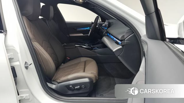 BMW i5 (G60) id 4505452 из Кореи 35