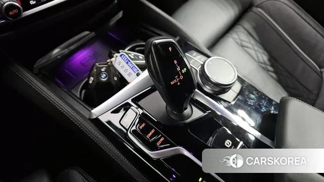 BMW 5 Series (G30) id 3478146 из Кореи 19