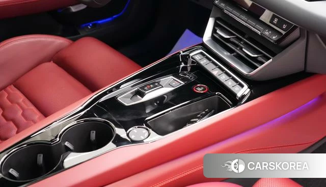 Audi e-tron GT id 4380384 из Китая 18