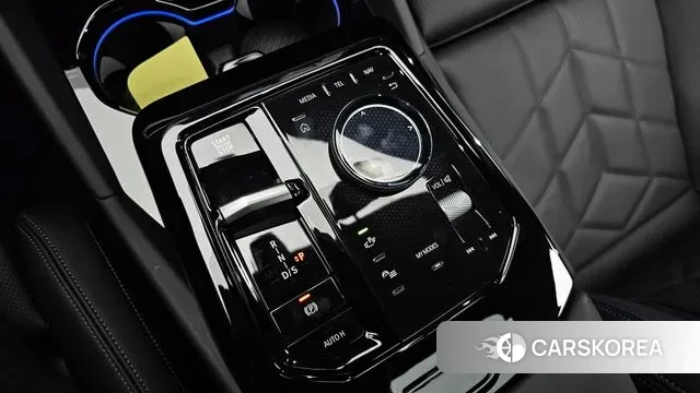 BMW 5 Series (G60) id 3700686 из Кореи 19