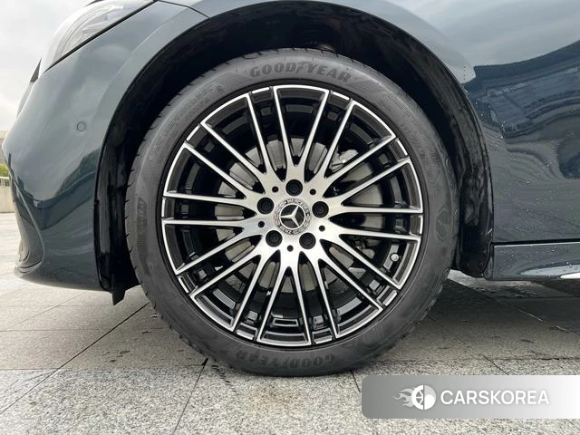 Mercedes-Benz Class C id 4271985 из Китая 16