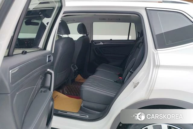 Volkswagen Tiguan L id 3768919 из Китая 16