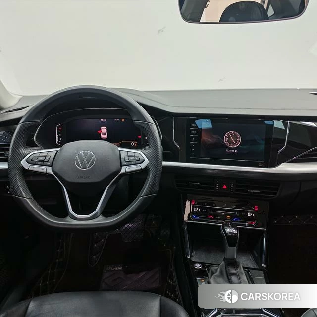Volkswagen Passat id 4213129 из Китая 16