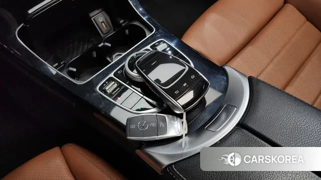 Mercedes-Benz C-Class W205 id 3723156 из Кореи 19