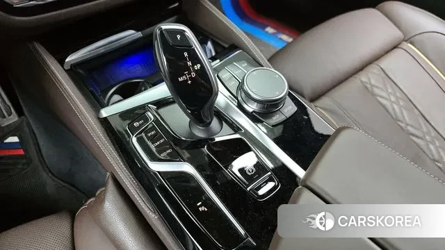 BMW 5 Series (G30) id 3053327 из Кореи 19