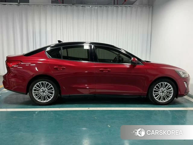 Ford Fox id 3890072 из Китая 19