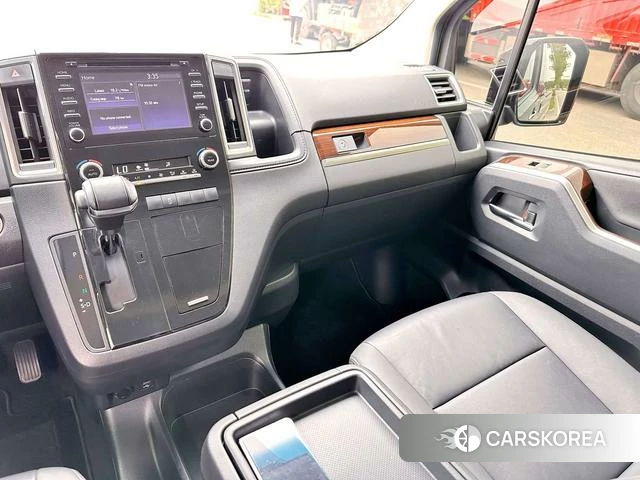 Toyota Granvia (overseas) id 4261886 из Китая 24
