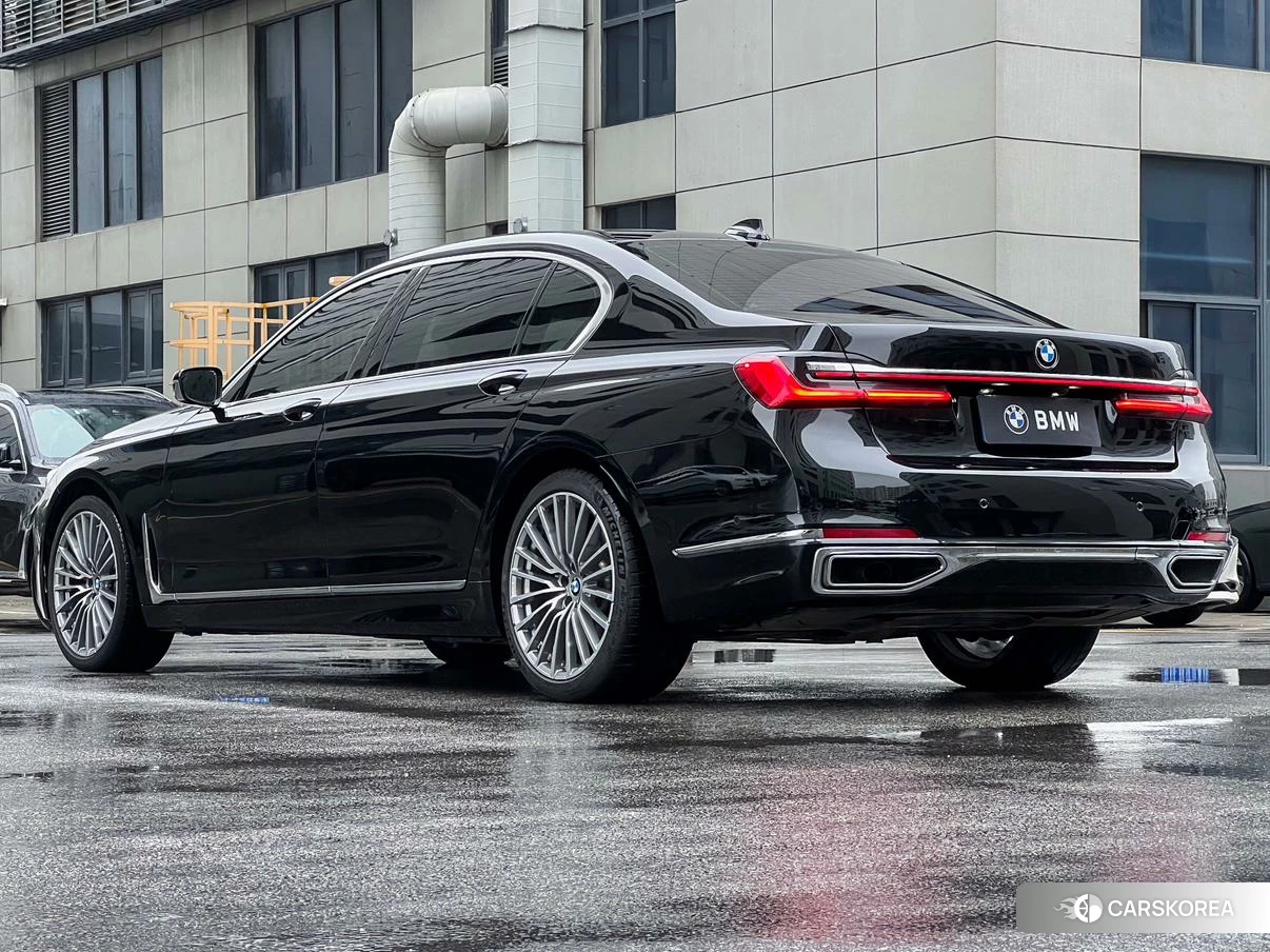 BMW 7 series id 4492624 из Китая 9
