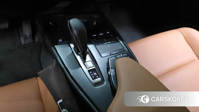 Lexus UX300e id 4428484 из Кореи 19
