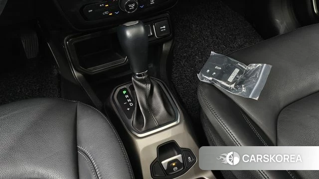 Jeep Renegade id 4203149 из Кореи 19