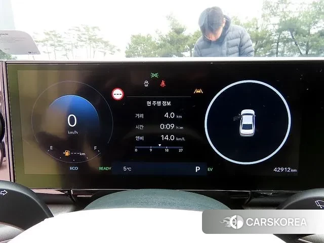 Hyundai Grandeur Hybrid (GN7) id 3770511 из Кореи 19