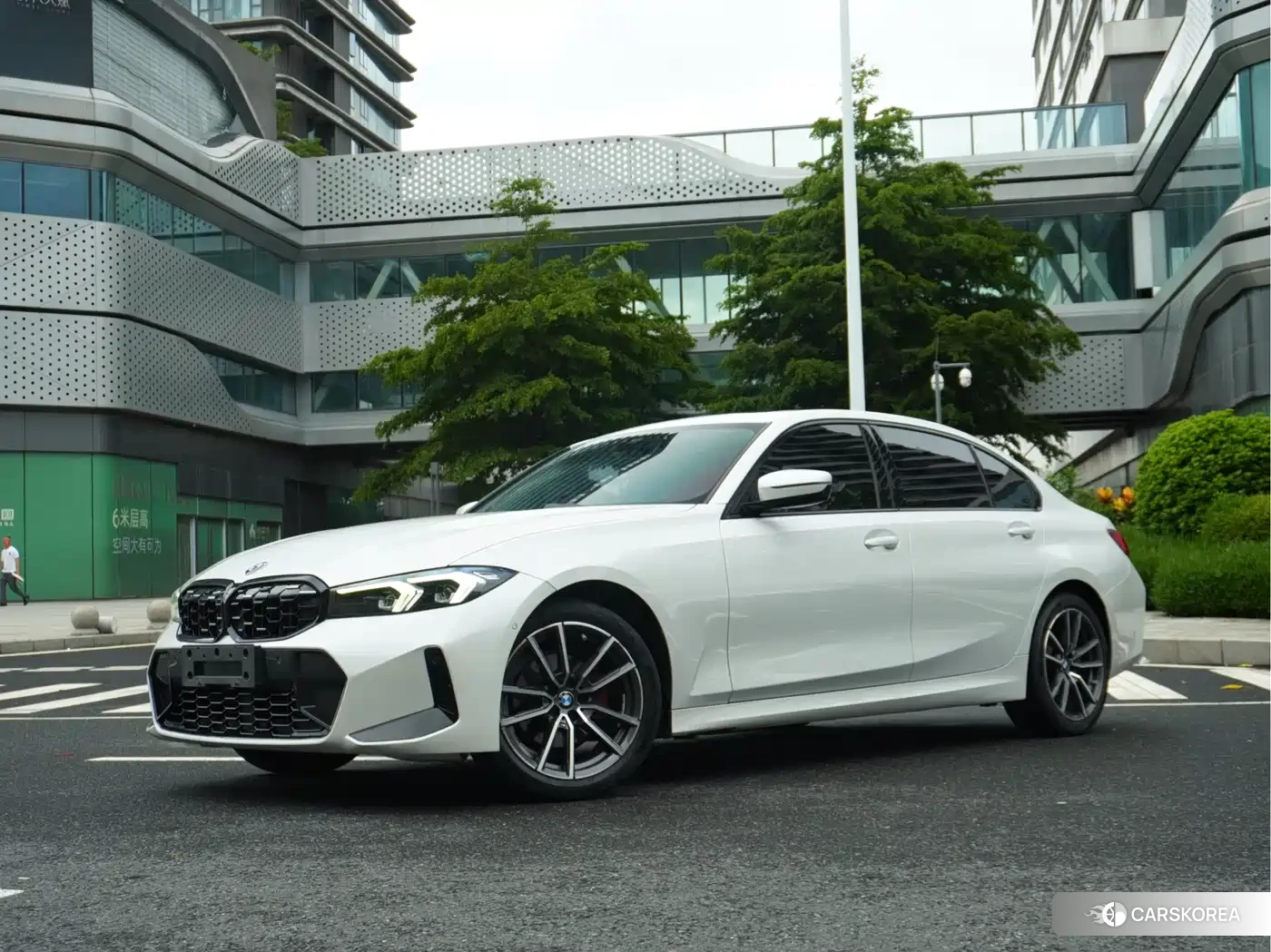 BMW 3 series id 4546298 из Китая 22