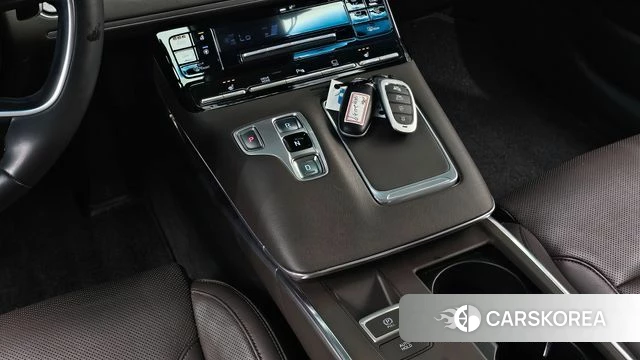 Hyundai The New Grandeur IG Hybrid id 4324297 из Кореи 31