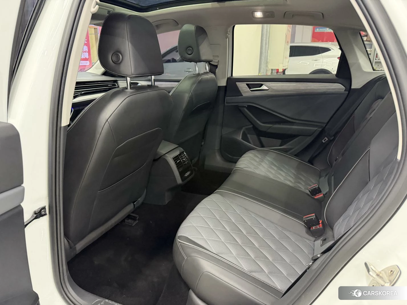 Volkswagen Sagitar id 4455372 из Китая 22