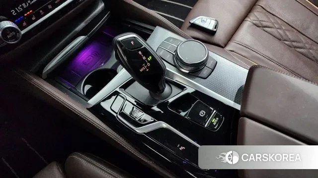 BMW 5 Series (G30) id 3492513 из Кореи 19