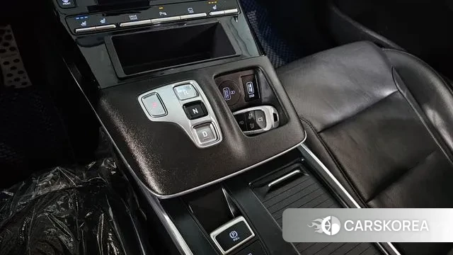 Hyundai The New Grandeur IG id 3247730 из Кореи 19