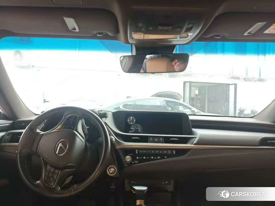 Lexus ES id 4441240 из Китая 12