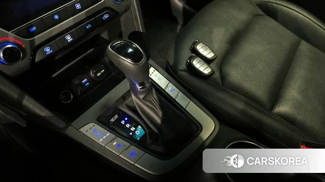 Hyundai Avante AD id 3814377 из Кореи 19