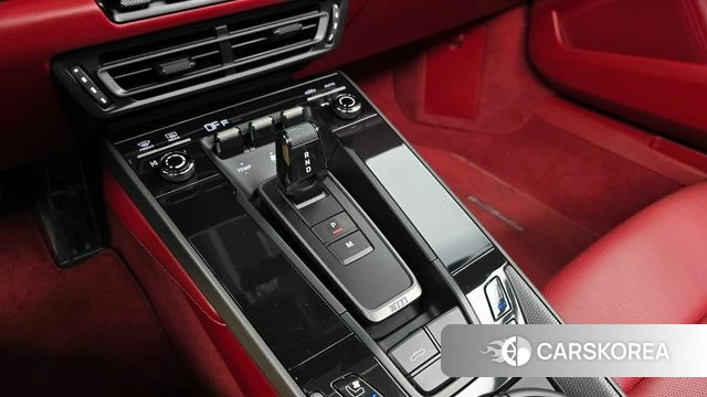 Porsche 911(992) id 4180006 из Кореи 19