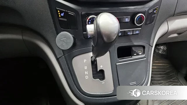 Hyundai The New Grand Starex id 3599161 из Кореи 19