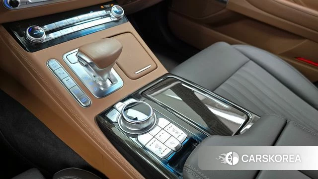 Genesis G90 id 3828948 из Кореи 19