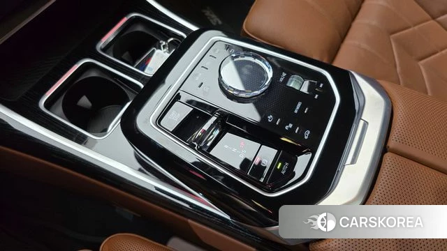 BMW 7 Series (G70) id 4645124 из Кореи 31