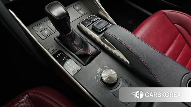 Lexus New IS300 id 4689475 из Кореи 33