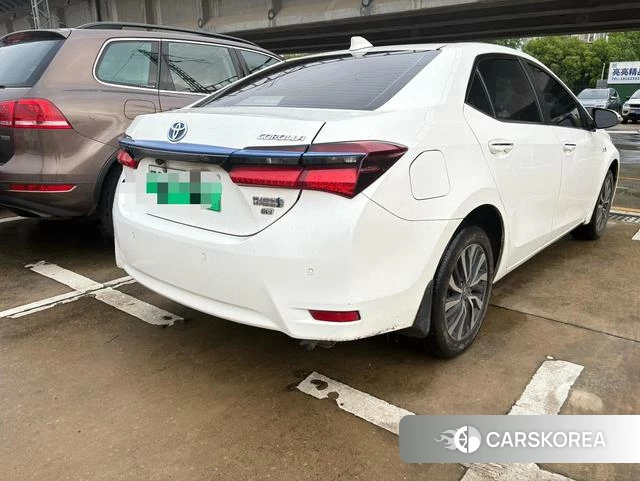 Toyota Corolla dual engine E+ id 4257930 из Китая 9