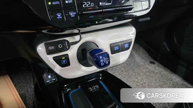 Toyota Prius 4th Generation id 4197130 из Кореи 29