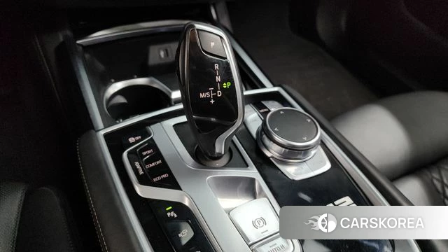 BMW 7 Series (G11) id 4610602 из Кореи 19