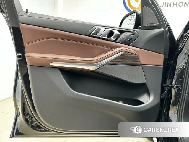 BMW X7 id 4257255 из Китая 24